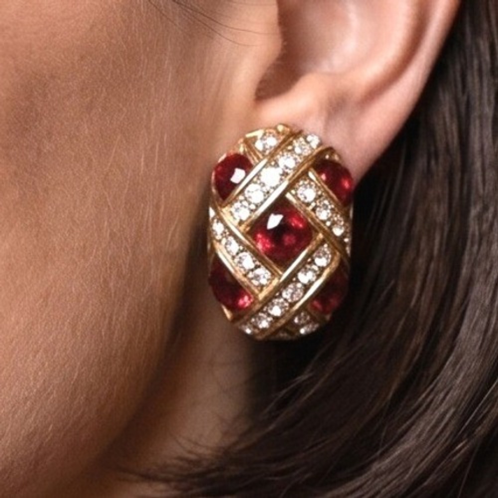 Vintage NOS Sue Ellen England Clip On Earrings Ruby Red Clear Crystal Lattice